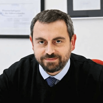 Portrait of Vasilis Ntziachristos